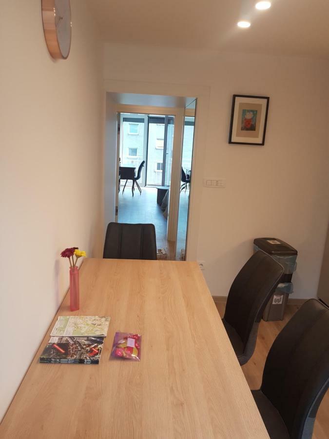 Jojo Apartment Ljubljana Bagian luar foto